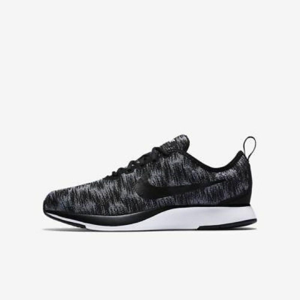 Nike Dualtone Racer Size 7y Black & Gray